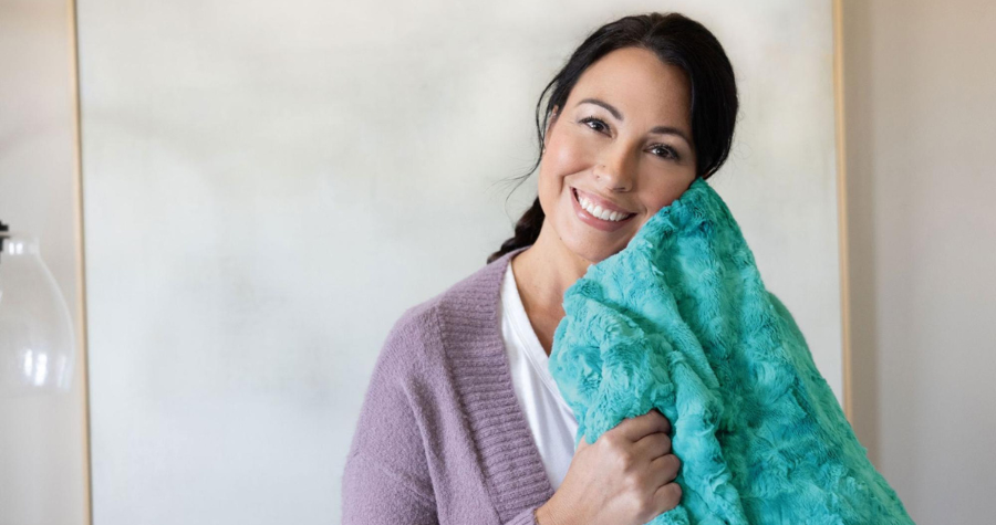 Elevate Your Coziness and Comfort: The Luxury Minky Blanket
